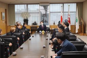 表敬訪問