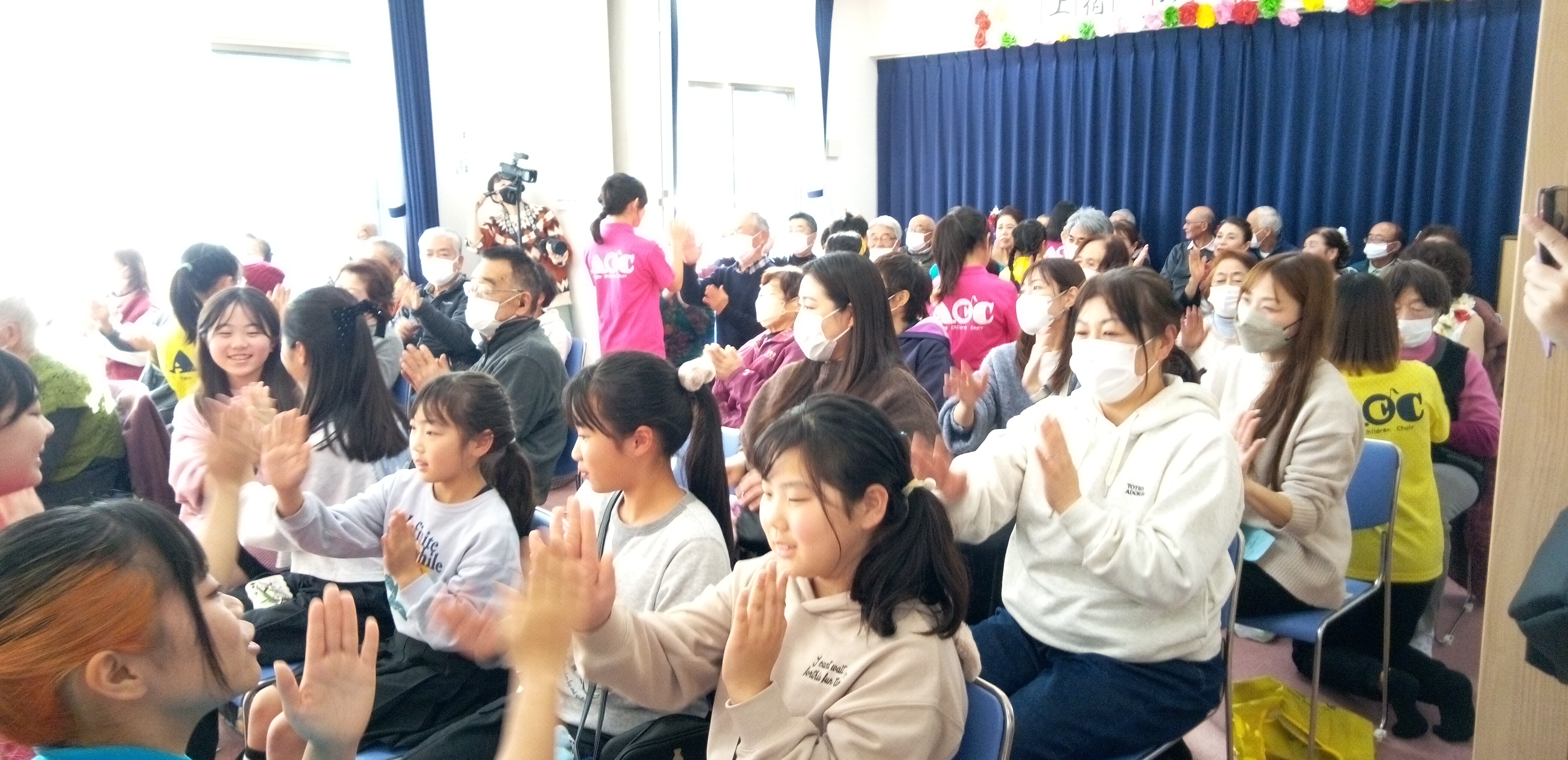 子どもたちとの触れ合い